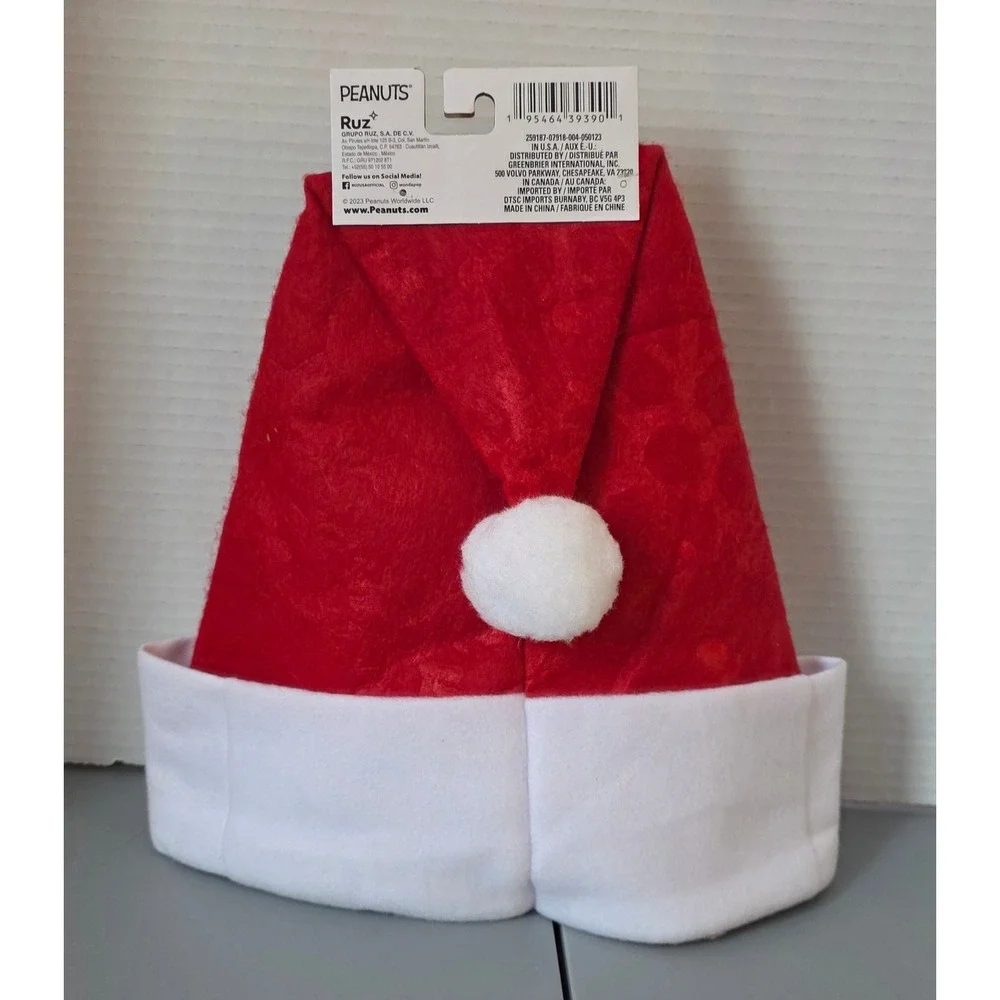 Peanuts Snoopy Santa Hat – Red Holiday Christmas Hat, 2023 Greenbrier Ruz